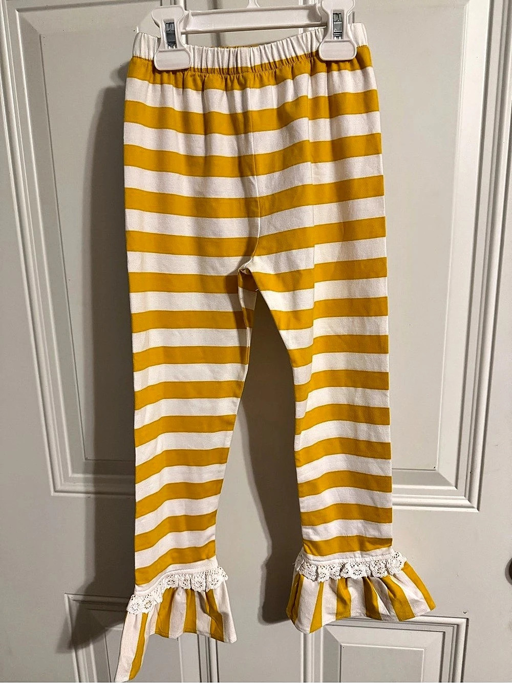Girls Striped Ruffle Pants in Yellow & White Like New